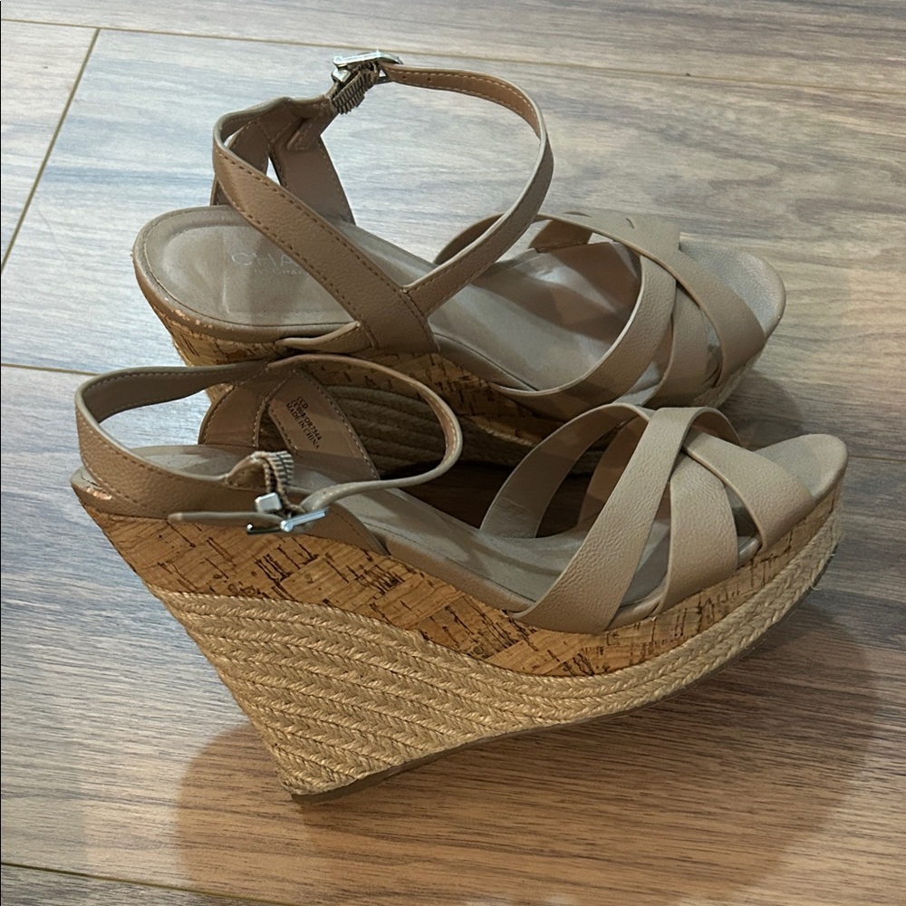 Charles David Tan Wedge Sandals 9.5